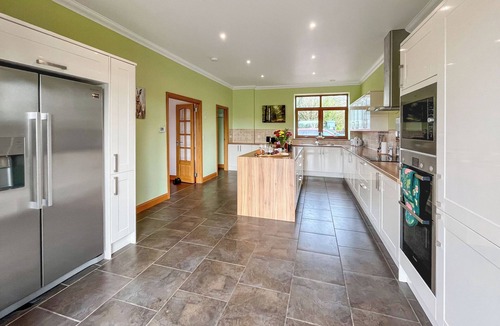 Harthill Cottage | 4 bedroom accommodation in Harthill
