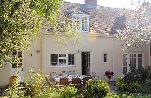 New Forest District Cottage | 4 bedroom accommodation in Lymington