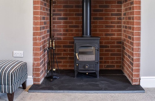 Llangyniew Cottage | 4 bedroom accommodation in Dolanog