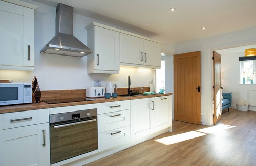 Buckerell Cottage | 4 bedroom accommodation in Weston, near Honiton