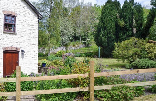Kington Cottage | 4 bedroom accommodation in Newchurch, near Hay-on-Wye
