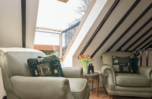 Llanwrda Cottage | 4 bedroom accommodation in Crugybar, near Llandeilo