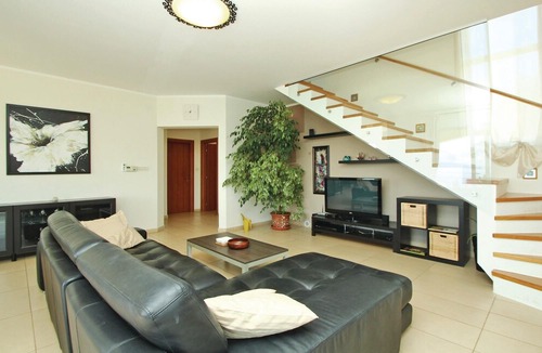 Sodici House | 4 bedroom accommodation in Kostrena