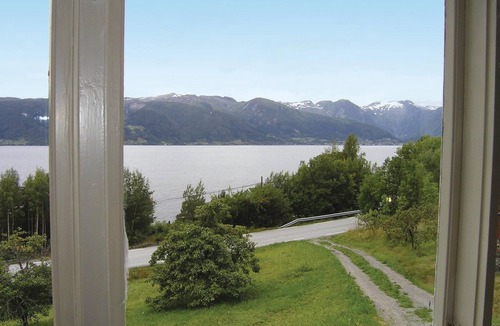 Vangsnes House | 4 bedroom accommodation in Vangsnes