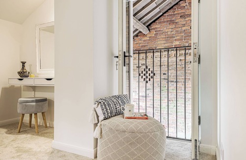 Malpas Cottage | 4 bedroom accommodation in Edge, near Malpas