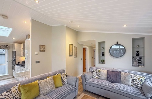 Penally Ski Chalet | 4 bedroom accommodation in Tenby