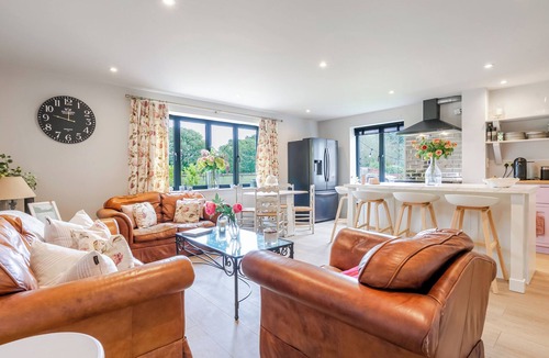 Tring Cottage | 4 bedroom accommodation in Tring
