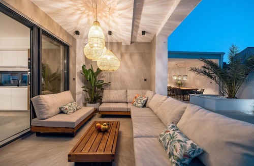 Murter House | 4 bedroom accommodation in Murter