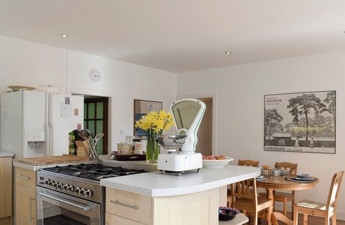 Cupar Cottage | 4 bedroom accommodation in Pitcairlie, near St Andrews