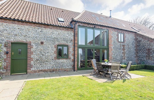 West Beckham Cottage | 4 bedroom accommodation in West Beckham, near Holt