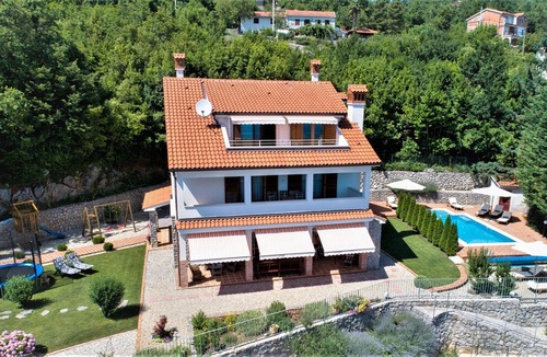 Veprinac House | 4 bedroom accommodation in Icici