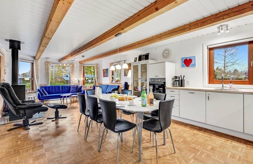 Farvang House | 4 bedroom amazing home in Fårvang