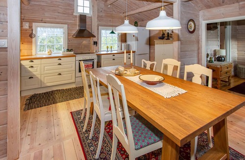 Sykkylven House | 4 bedroom awesome home in Sykkylven