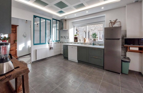 Neuilly-le-Vendin House | 4 bedroom beautiful home in Neuilly le Vendin