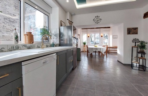 Neuilly-le-Vendin House | 4 bedroom beautiful home in Neuilly le Vendin