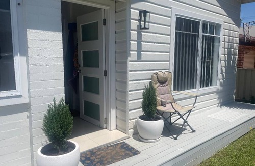 Shellharbour House | 4 bedroom beach house 1 min from beach