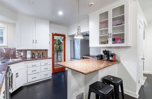Cedar Heights House | 4 bedroom bungalow with lakeview in Seattle