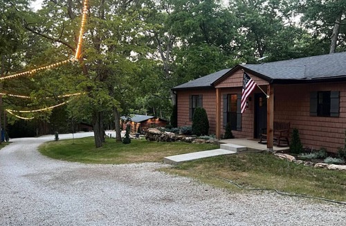 Imperial Cabin | 4 Bedroom Cabin Retreat