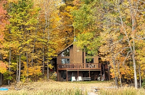 Eagle River Ski Chalet | 4-bedroom chalet on Anvil Lake, Eagle River Wis. Perfect for a family vacation