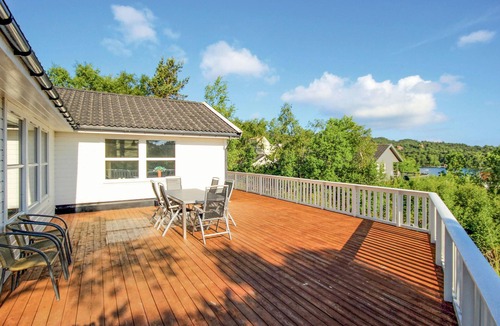 Sveio House | 4 bedroom cozy home in Auklandshamn