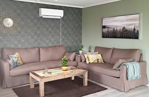 Egersund Apartment | 4 bedroom gorgeous apartment in Hellvik