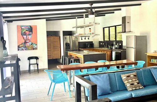 Tamarindo House | 4-bedroom house in lovely La Garita Nueva with AC at 10 min from Tamarindo