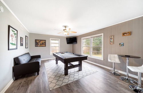 Landon Branch House | 4 bedroom house near, 15 min from Magnolia