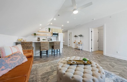 Sandusky Condo | 4 Bedroom Stylish Downtown Condo