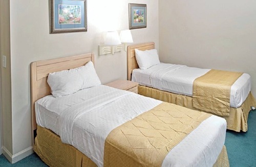 Berkeley Resort | 4 Bedroom Vacation Condo-Indoor Pool-In Room Fireplace-Sleeps 12!