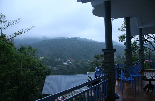 Anachal House | 4 Bedroom Villa With Balcony Mountain View