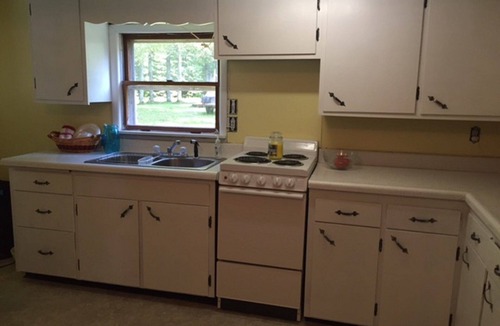 Pickerel Cottage | 4 Bedroom Waterfront Cabin! Fully Remodel with air conditioning and washer/dryer