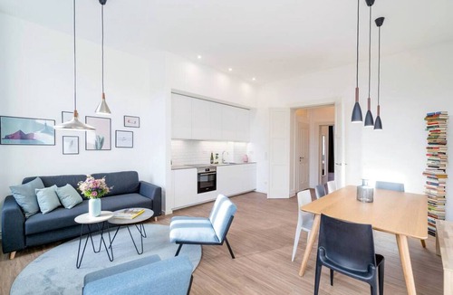 Mitte Apartment | 4-bedrooms Apartment7 With a Comfy Balcony