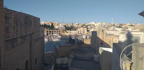 Birgu House | 4 Bedrooms Homestays In Birgu
