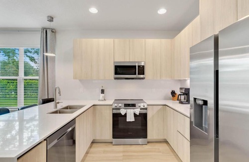 Four Corners Apartment | 4 bedrooms pool home Hidden Forest Resort Amenities