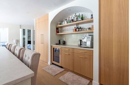 Clyde Hill House | 4 BR Lux Home, Private Heated Pool, Central AC, 5 min to Bellevue, 90 Nights+ ok
