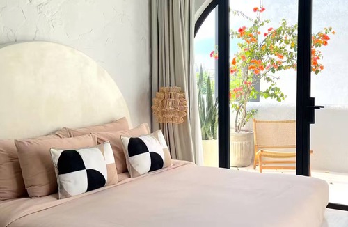 Munggu Villa | 4 BR luxury villa, rooftop terrace with ocean view