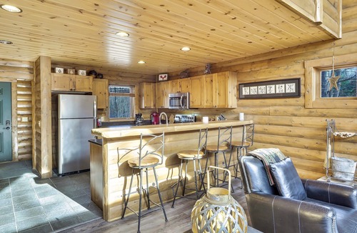Boyne Falls Cabin | 4 BR Mountain Cabin 832 | Private Hot Tub | Ski-In/Ski-Out | Sleeps 14!