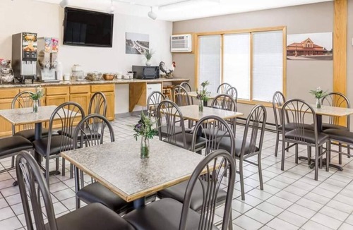 Atlantic Hotel | 4 Comfortable Rooms w/Kitchenette and BBQ Grill, Perfect for Business Travelers
