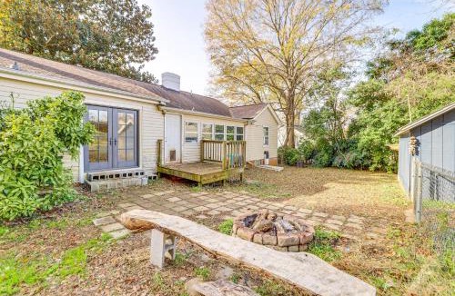 Sans Souci House | 4 Mi to Dtwn: Home w/Fire Pit in Greenville