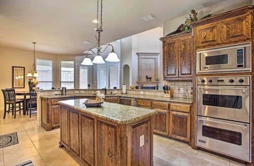 Flower Mound House | 4 Mi to Grapevine Lake: Texas Home w/Media Room
