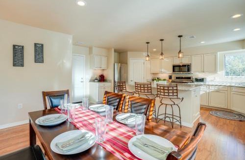 Prescott House | 4 Mi to Hiking! Prescott Home w/Furnished Patio