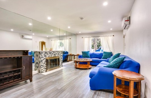 Englewood Apartment | 4 Mi to NYC, Shared Yard: Englewood Apartment!