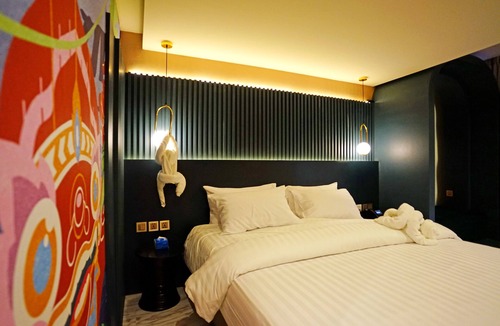 Ban Phan Thom Hotel | 4 Monkeys Hotel