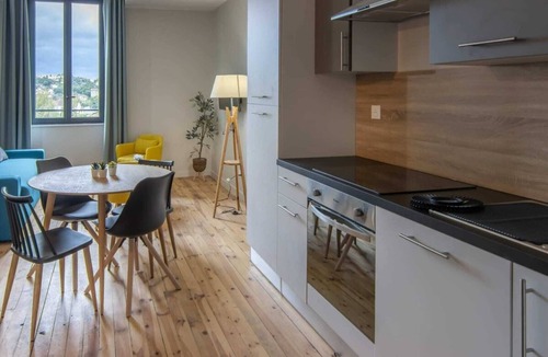 Chatel-Guyon Apartment | 4-person air-conditioned apartment 1 bedroom + sofa bed Puy de Lachamp 204