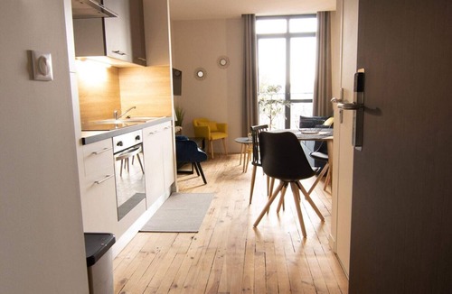 Chatel-Guyon Apartment | 4-person air-conditioned apartment 1 bedroom + sofa bed Cliersou 103
