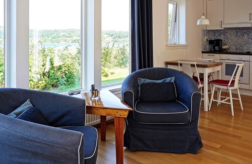 Henan House | 4 person holiday home in Henån