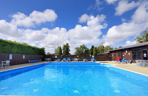 Combpyne Cottage | 4 PINEWOOD RETREAT, family friendly, with pool in Lyme Regis