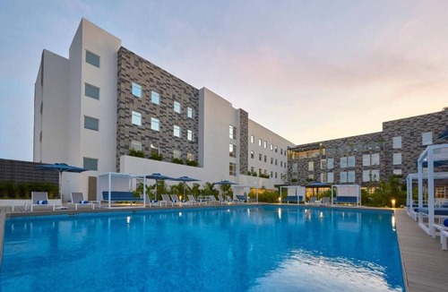 Cancun Apartment | 4 Premium Suite Perfect for Business Travelers – Close to Airport