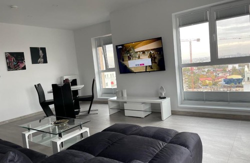 Militari Apartment | 4 Room Penthouse Terrace W18+W19
