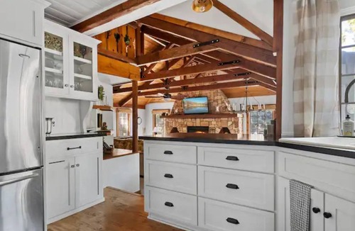 Cedar Glen House | "4 Sons"-Family Friendly Escape Steps to the Lake